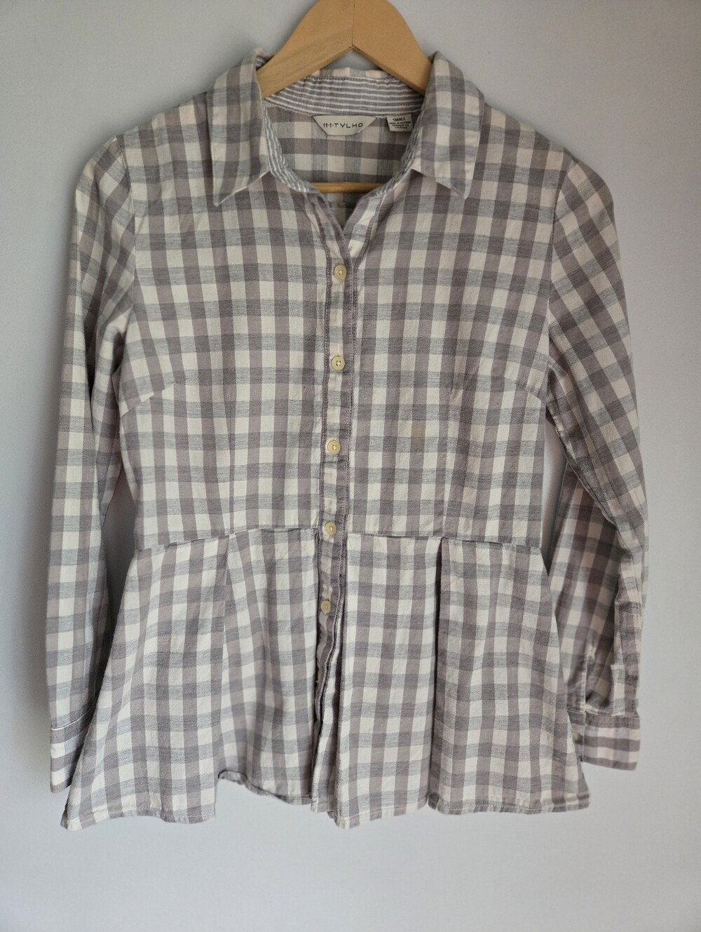 Plaid Peplum Button-Up Shirt in Gray and Cream
